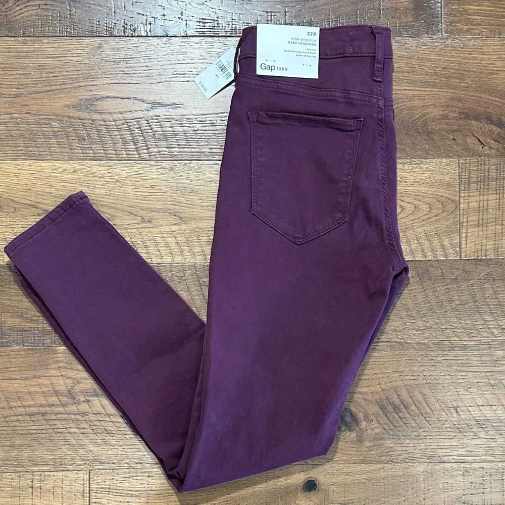 GAP Women's Deep Purple/Maroon Skinny Jean